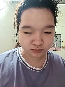 Thomgdee online show from 10/28/25, 01:28