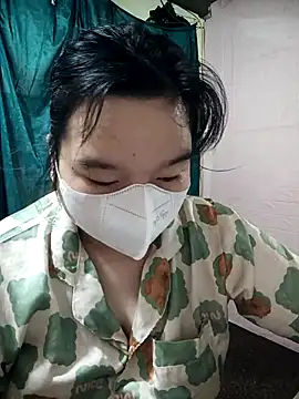 Snapshot of Thomgdee chatting on 05/05/26, 12:13 Thomgdee online show from 05/05/26, 12:13