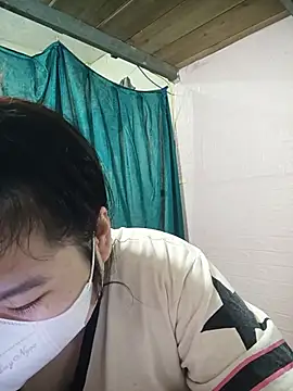 Snapshot of Thomgdee chatting on 05/17/26, 06:46 Thomgdee online show from 05/17/26, 06:46