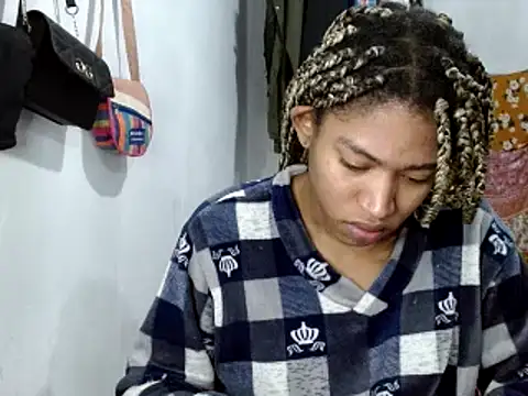 miriam775 online show from 02/26/25, 10:38