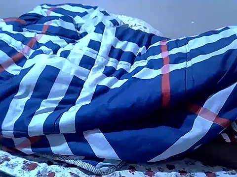 Snapshot of Just_Karu chatting on 11/23/25, 09:52 Just Karu online show from 11/23/25, 09:52