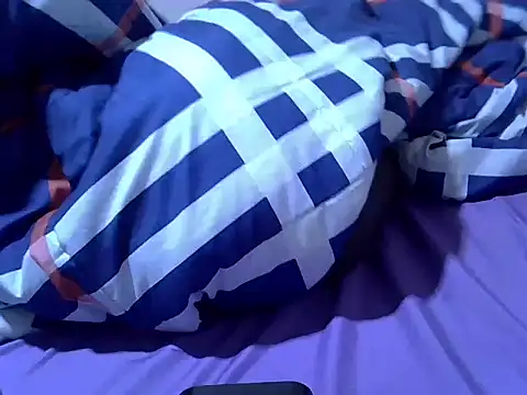 Just Karu online show from 04/12/26, 10:07