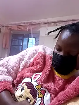 Snapshot of Ebony21_fantasy chatting on 12/21/25, 03:47 Ebony21 fantasy online show from 12/21/25, 03:47