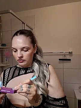 Jujuicy 97 online show from 02/05/26, 06:04