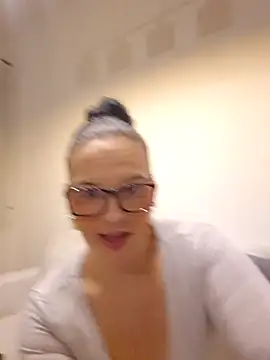 Jujuicy 97 online show from 02/19/26, 07:11