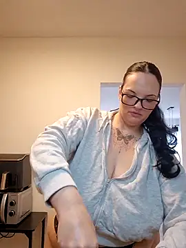 Jujuicy 97 online show from 03/26/26, 09:18