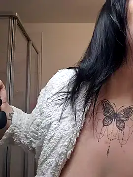 Jujuicy 97 online show from 03/28/26, 05:58