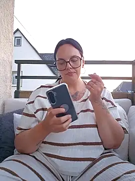 Snapshot of Jujuicy_97 chatting on 06/29/26, 07:57 Jujuicy 97 online show from 06/29/26, 07:57