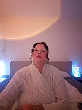 Jujuicy 97 online show from 04/02/26, 05:03