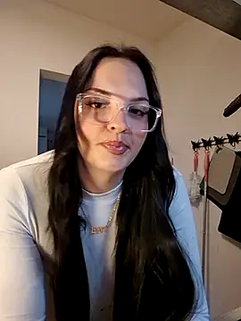 Jujuicy 97 online show from 10/28/25, 07:57