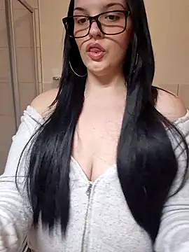 Jujuicy 97 online show from 01/18/26, 03:59