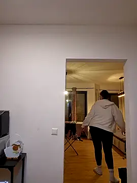 Jujuicy 97 online show from 03/19/26, 06:41