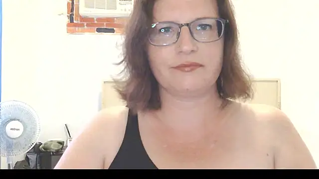 CrimsonMistress online show from 03/04/26, 10:39