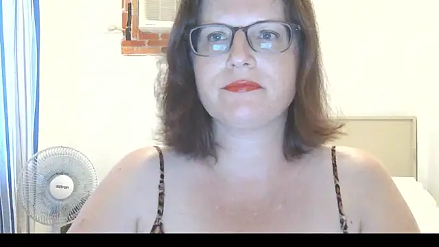 CrimsonMistress online show from 03/18/26, 10:10