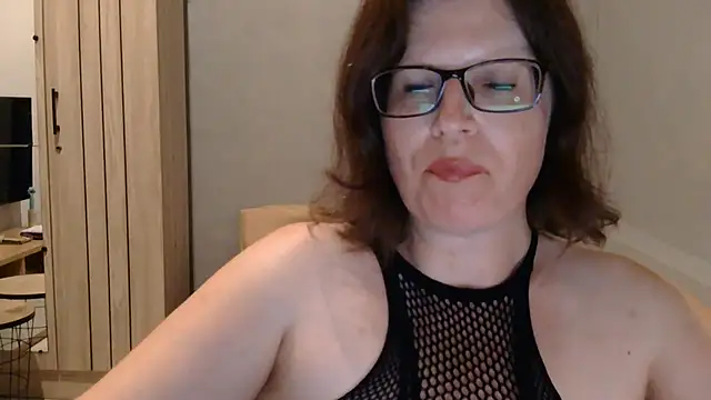 CrimsonMistress online show from 09/26/25, 09:43