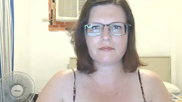 CrimsonMistress online show from 03/27/26, 04:30