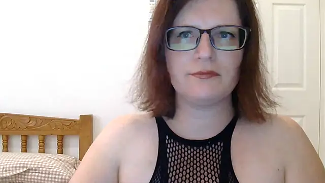 CrimsonMistress online show from 11/25/25, 10:32