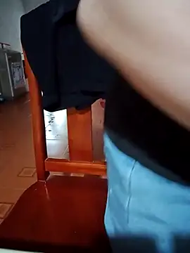 JasminePham online show from 10/06/25, 02:13