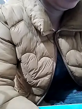 JasminePham online show from 11/19/25, 12:54