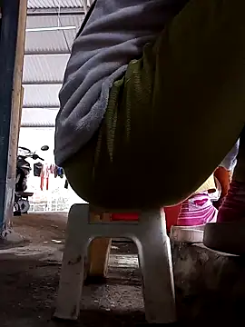 JasminePham online show from 03/01/25, 02:04