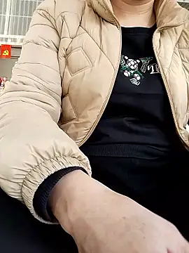 JasminePham online show from 01/11/26, 05:25