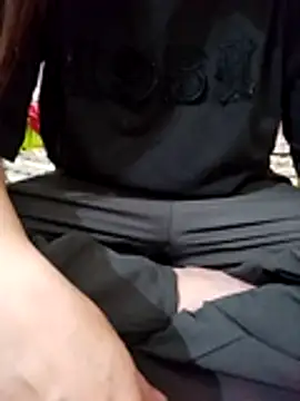 JasminePham online show from 11/08/25, 07:39