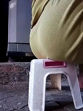 JasminePham online show from 03/13/25, 07:20