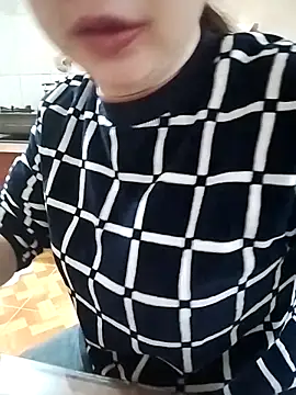 JasminePham online show from 11/18/25, 12:48