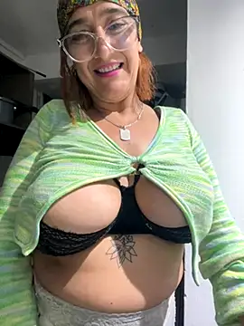 anastasia and jordan online show from 11/28/25, 08:14