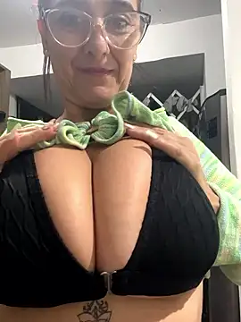 anastasia and jordan online show from 01/14/26, 09:46