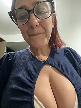 anastasia and jordan online show from 02/13/26, 10:15