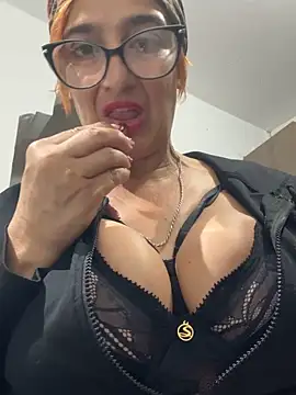 anastasia and jordan online show from 04/24/26, 07:21