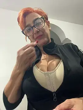 anastasia and jordan online show from 04/23/26, 06:42