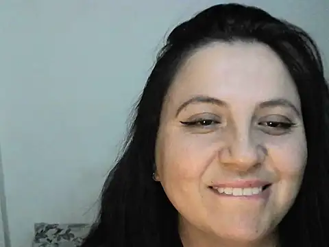 Snapshot of irissex0711 chatting on 09/13/25, 03:28 irissex0711 online show from 09/13/25, 03:28