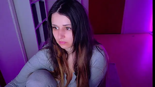 Snapshot of jenna-sxy19 chatting on 09/25/25, 12:44 jenna-sxy19 online show from 09/25/25, 12:44