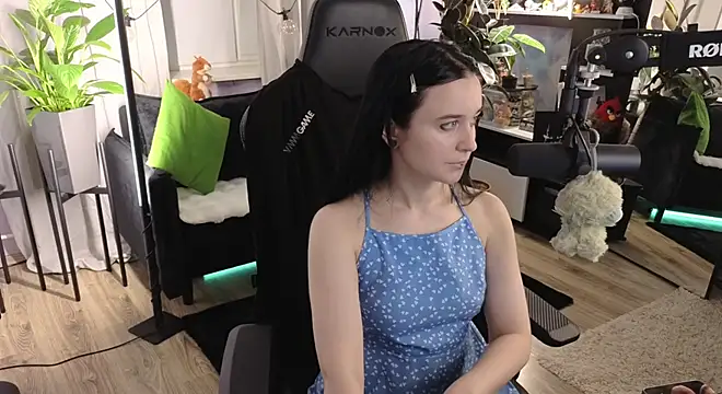 KiraLiLime online show from 04/10/26, 06:26