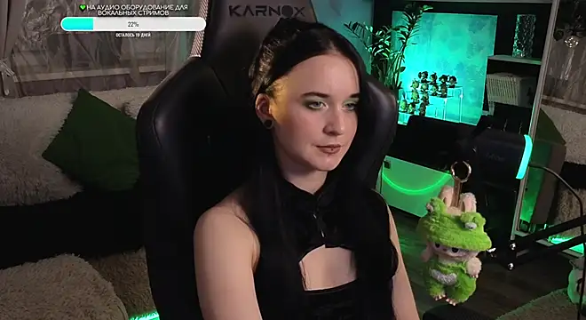 KiraLiLime online show from 10/09/25, 09:04