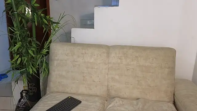 Snapshot of Lorenne_Miller chatting on 09/24/25, 02:07 Lorenne Miller online show from 09/24/25, 02:07