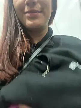  KarolSmith online show from 02/12/25, 04:11