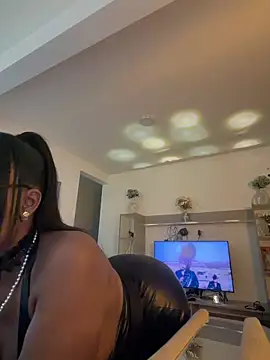 Snapshot of Jessie-pradoo chatting on 05/16/26, 09:47 Jessie-pradoo online show from 05/16/26, 09:47