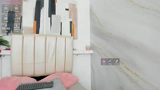 nataly velez online show from 12/15/25, 03:29