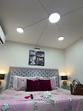 sarascottt online show from 02/02/26, 07:02