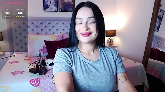 sarascottt online show from 10/04/25, 03:35