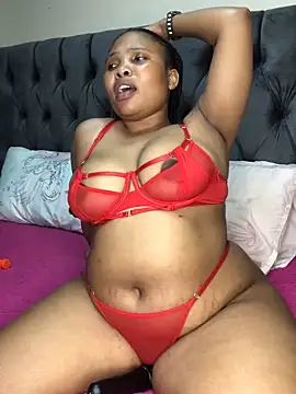 Anaelle24 online show from 05/05/26, 05:38