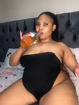 Anaelle24 online show from 04/23/26, 06:42