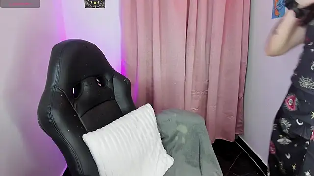 indra cam online show from 02/28/26, 04:12