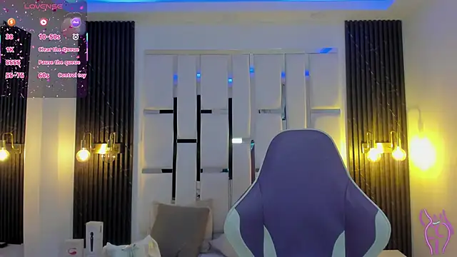 mia schwarz online show from 11/21/25, 11:53