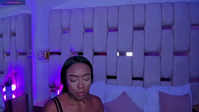 mia schwarz online show from 02/18/26, 09:33