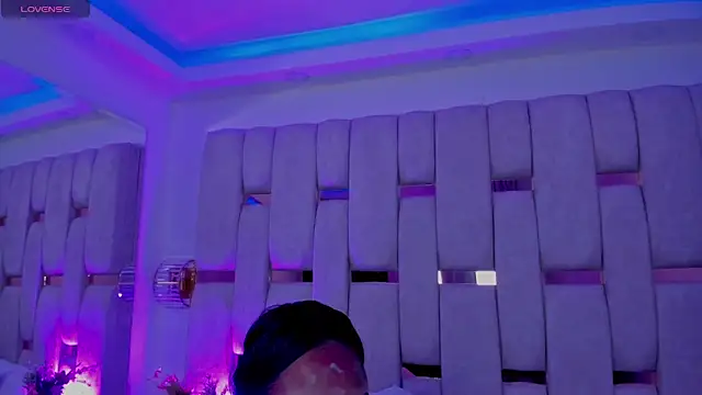 mia schwarz online show from 03/18/26, 09:37