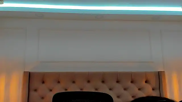 mia schwarz online show from 09/09/25, 09:57